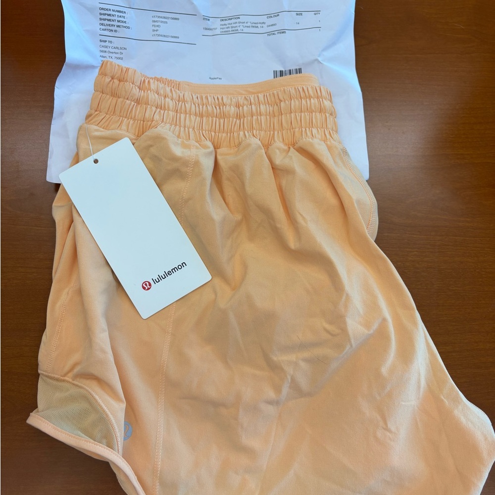 lululemon athletica Women's Light Orange Athletic Shorts BRAND NEW WITH TAGS